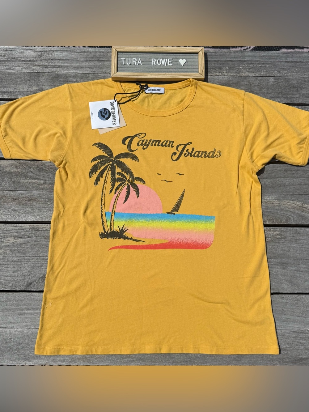 Daydreamer Cayman Islands Oversized Ringer Tee size large yellow NWT